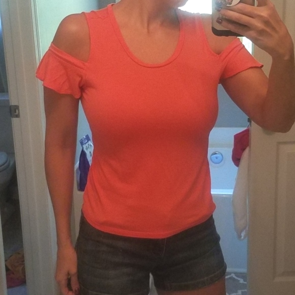 Cold Shoulder Tee - Medium